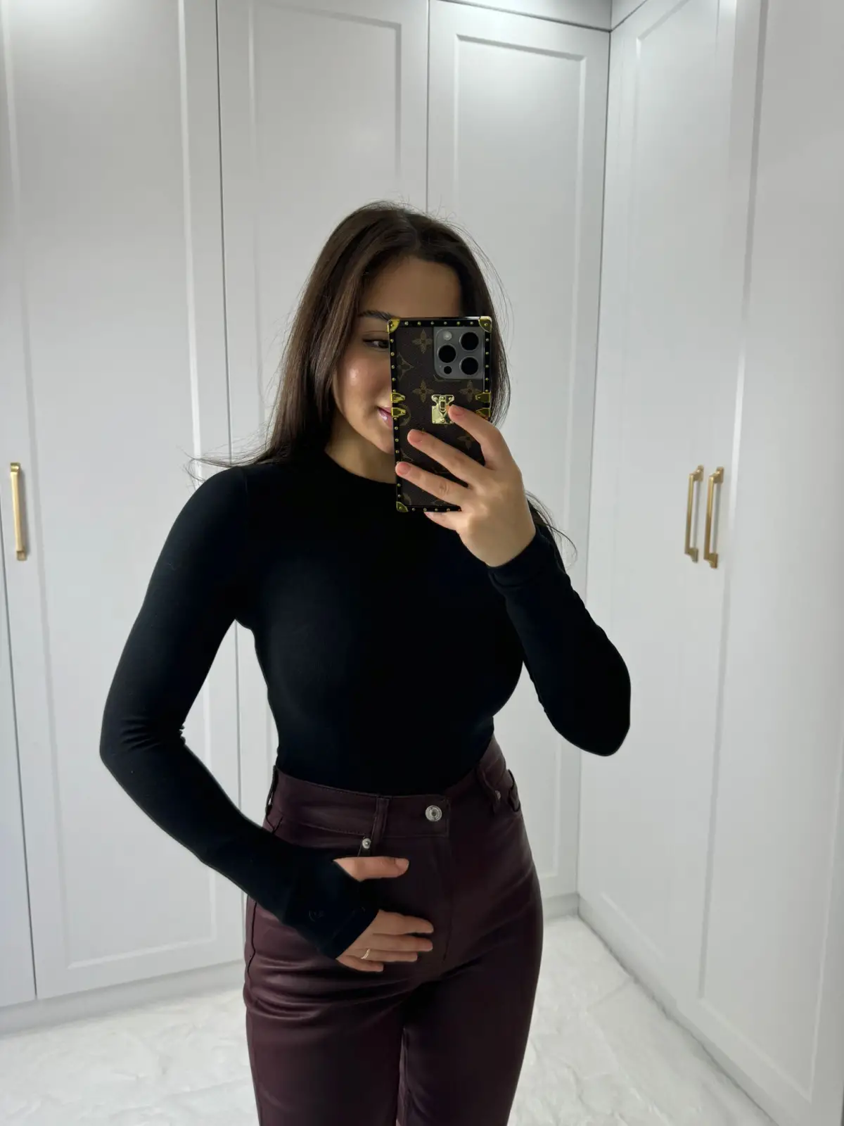 OYSHO BADY PARMAK GEÇİRMELİ SİYAH RENK