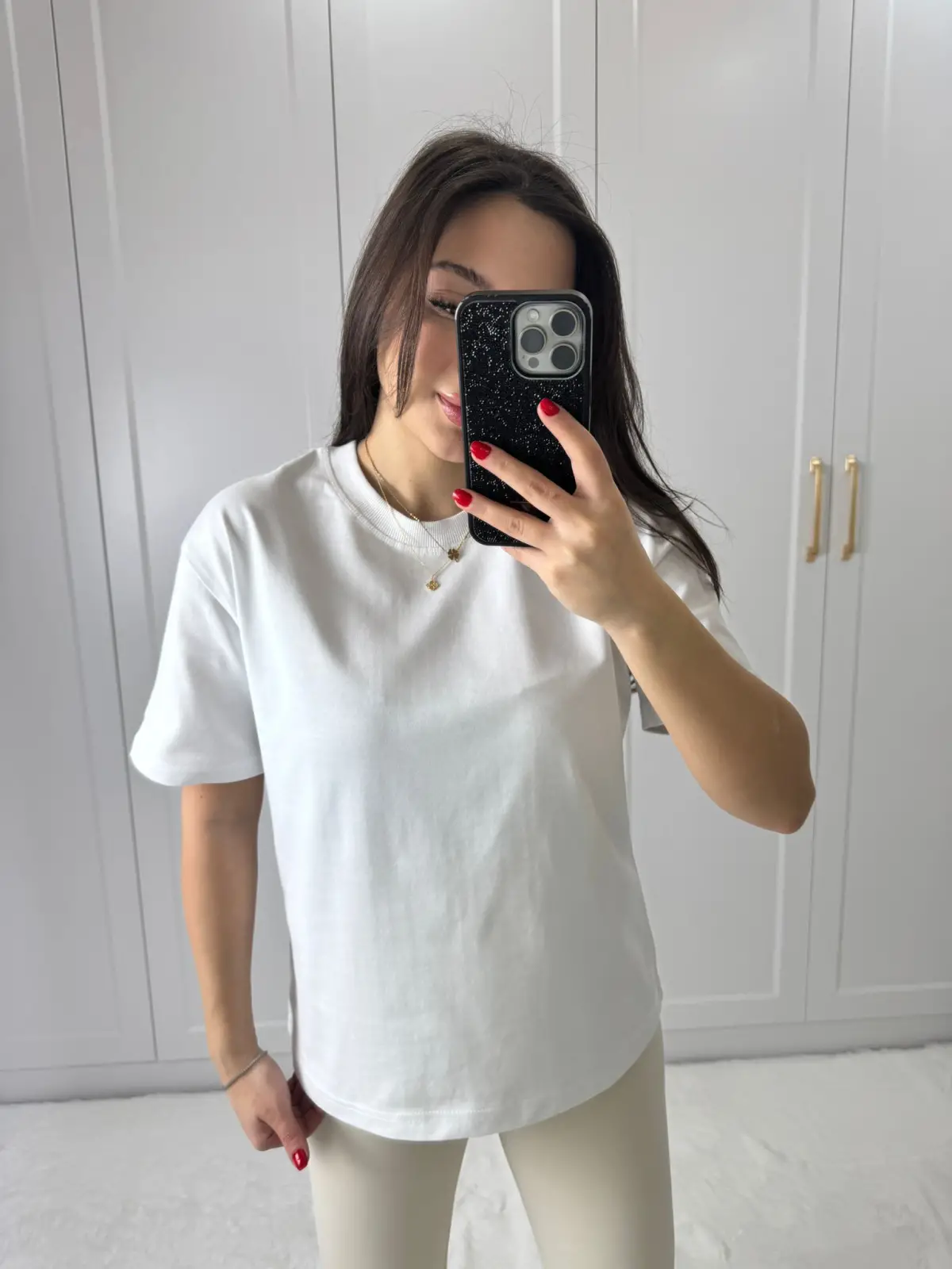 DİLVİN OVERSİZE BEYAZ RENK TİŞÖRT