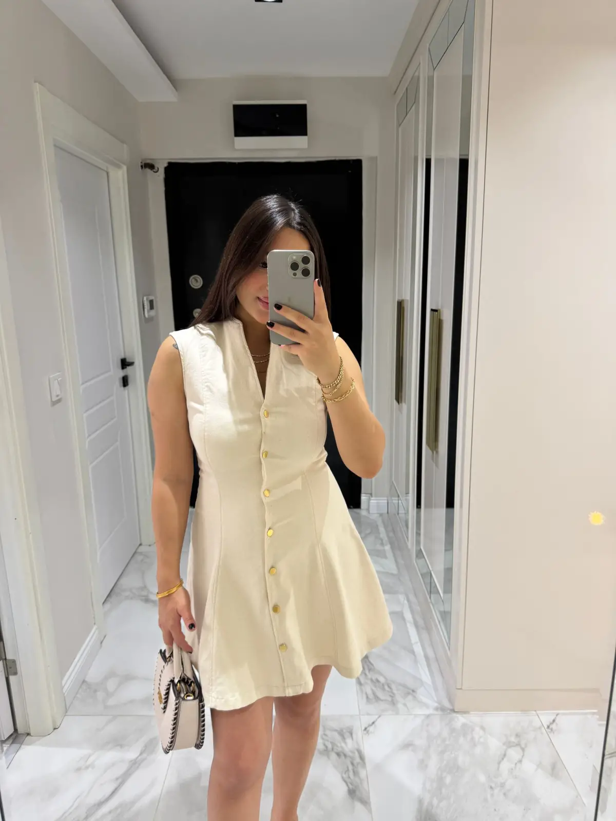 DİLVİN GOLD DÜĞMELİ ELBİSE KREM RENK