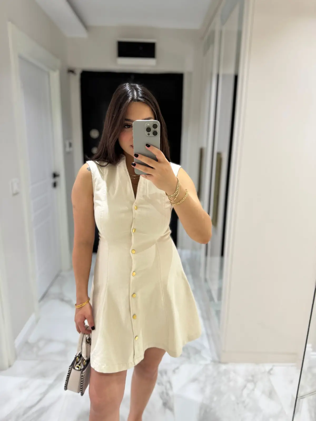 DİLVİN GOLD DÜĞMELİ ELBİSE KREM RENK